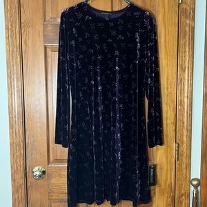 Women's Sz 14 Social Circles Dress in Purple w Print -Velvet Look NWT